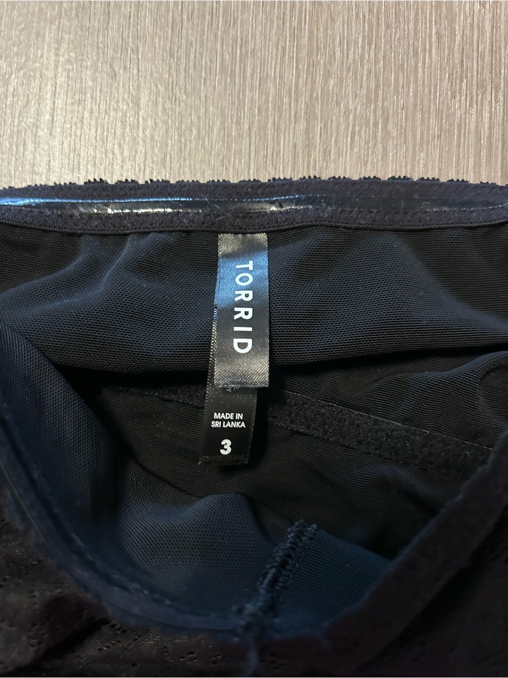 Torrid Black Unlined 4-Way Stretch Lace Bandeau Bra 3X Wear Straps or Strapless. - Picture 7 of 8